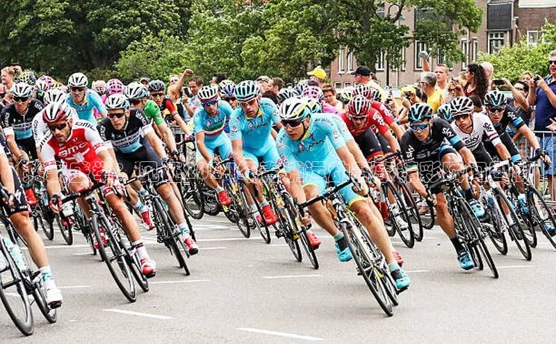 共襄盛举：见证2024年青浦运动赛事精彩瞬间回顾